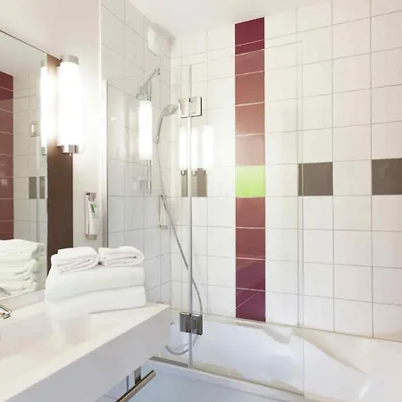 ibis Styles Beaune Centre-3